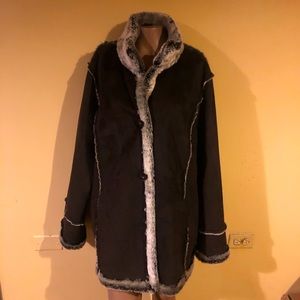 Ladies Brown & light faux fur coat.